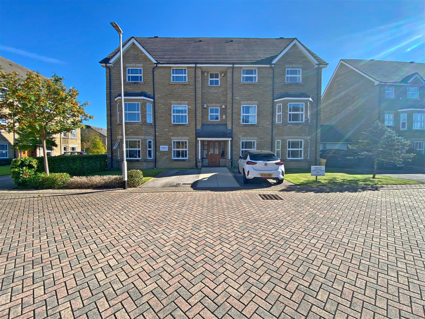 Redwald Drive, Leeds, LS20 8QN